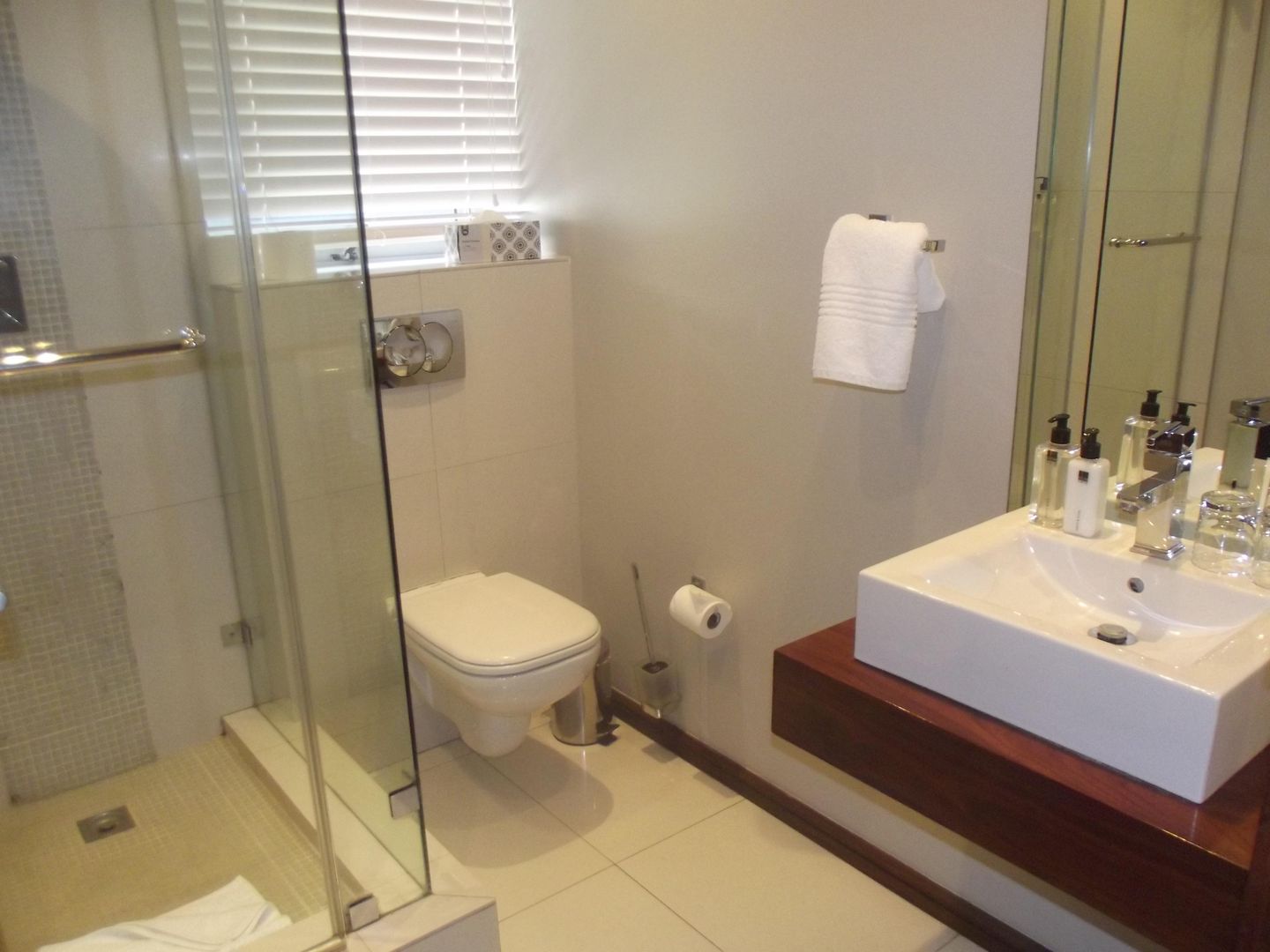 4 Bedroom Property for Sale in Bloubergrant Western Cape